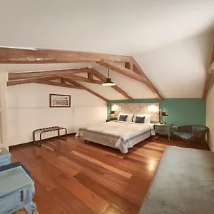 **** Aparthotel Old Town Suites, Heritage Boutique Hotel, Where Every Detail Tells A Story Ecuador